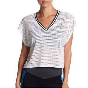Z by Zella white active top